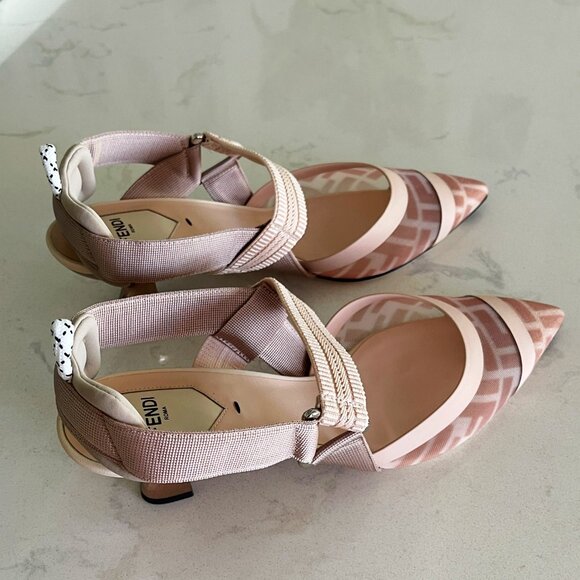 New In Box Fendi Colibri Slingback in Nude/Pink - Picture 4 of 14